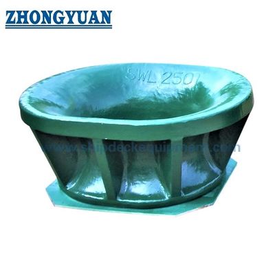 JIS F 2030 A เหล็กหล่อจุดเดียว Mooring Chock Bulwark Mounted Ship Towing Equipment