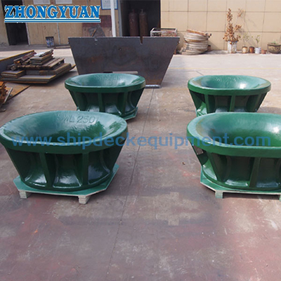 JIS F 2030 A เหล็กหล่อจุดเดียว Mooring Chock Bulwark Mounted Ship Towing Equipment